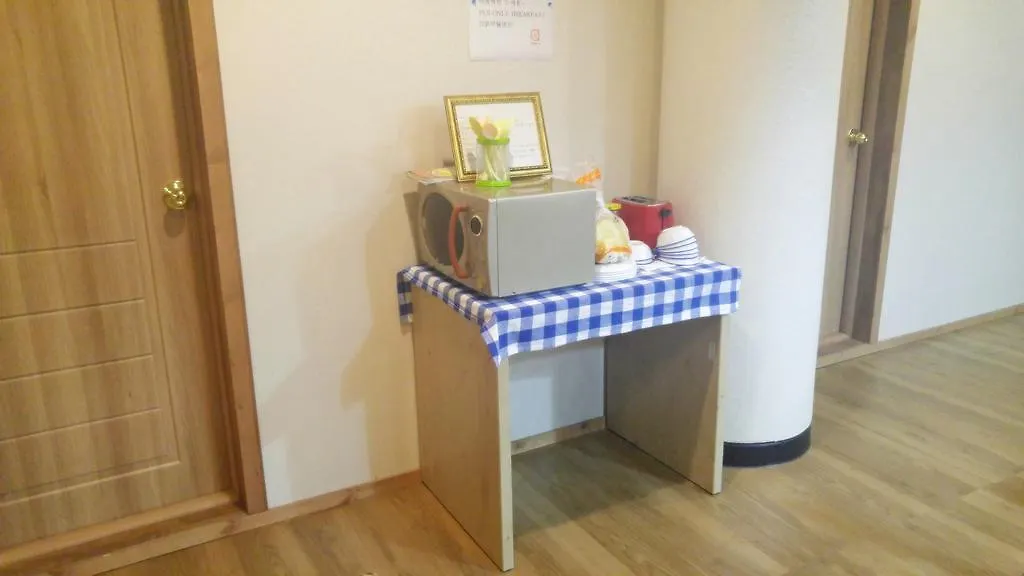 ** בית הארחה ג'גו Baozen Guesthouse קוריאה הדרומית