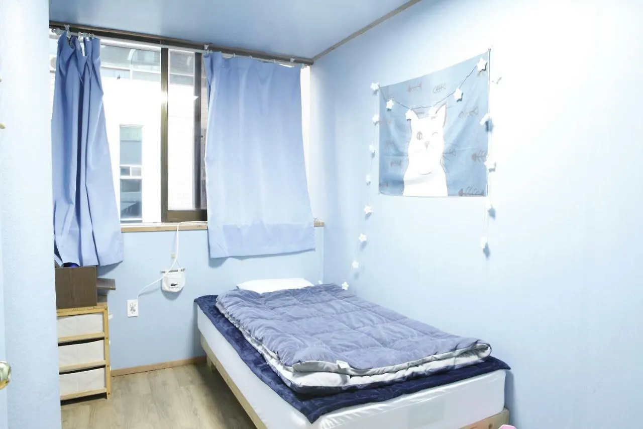 בית הארחה ג'גו Baozen Guesthouse