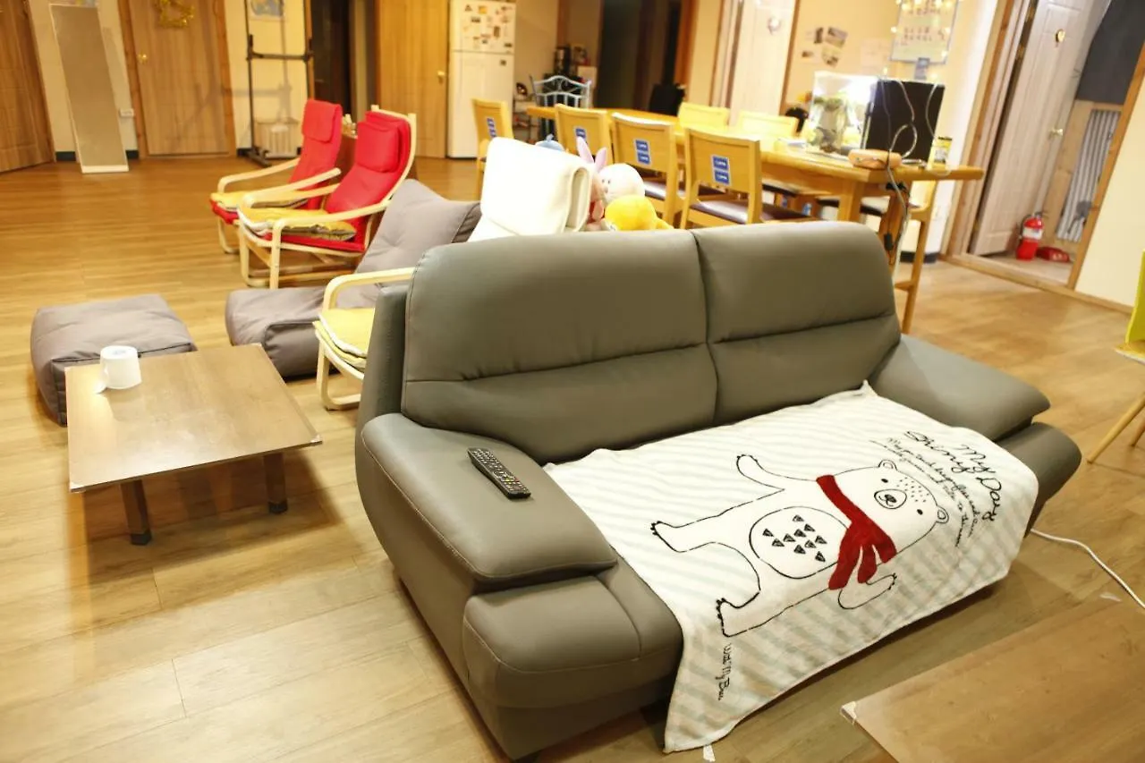 ** בית הארחה ג'גו Baozen Guesthouse קוריאה הדרומית